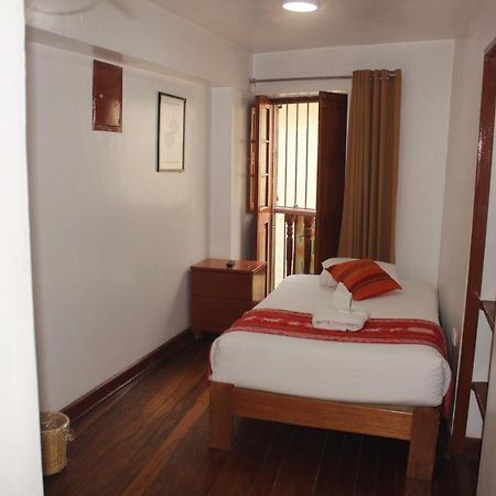 Hostal Turistico Illapa Cusco 119 Exterior foto